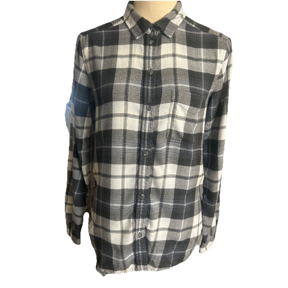 American Eagle Womens S Amazingly Soft Boyfriend Fit flannel Gray Button